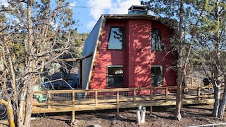 101 Pinon Dr, Alpine, TX 79830