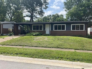 2420 Churchill Downs, Florissant, MO 63033