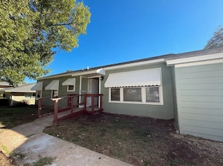 1512 W Day St, Denison, TX 75020