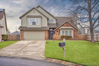 19611 E 37th St S, Broken Arrow, OK 74014