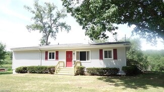 3140 Wagoner St, Akron, OH 44319
