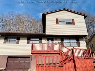 928 Circle Dr, Dunbar, WV 25064