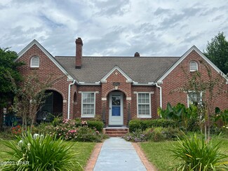 4330 Deering St, Marianna, FL 32446