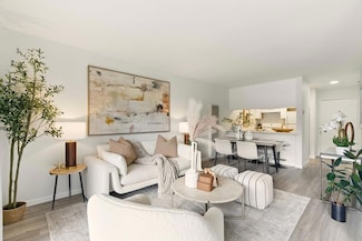 707 Fathom Dr Unit 102, San Mateo, CA 94404