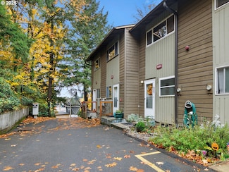 5222 SW 42nd Ave Unit 3, Portland, OR 97221