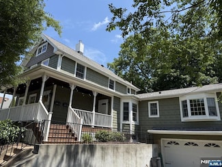 27 Summit Ave Unit 1, Westwood, NJ 07675