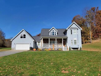 370 Tymber Creek Dr, Clarksburg, WV 26301