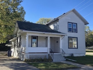 702 S Washington St, Janesville, WI 53548