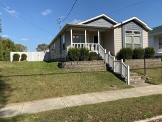 172 W 66th St, Cincinnati, OH 45216