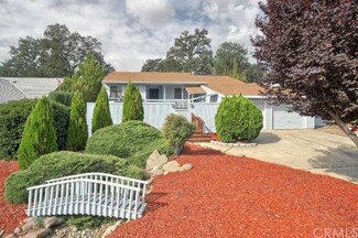 40512 Goldside Dr, Oakhurst, CA 93644