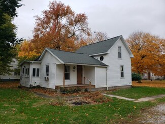 200 E Stahl, Elkhart, IL 62634