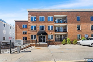4401 Smith Ave Unit 1B, North Bergen, NJ 07047