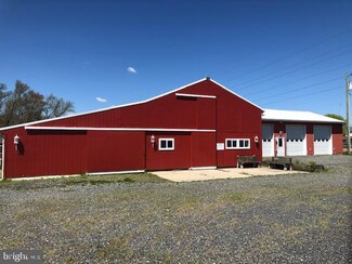 6 Beagle Club Rd, Pilesgrove, NJ 08098