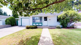 2824 Orchard St W, Fircrest, WA 98466