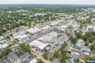 729 E Landis Ave, Vineland, NJ 08360