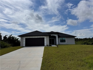 3207 42nd St SW, Lehigh Acres, FL 33976