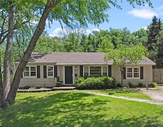 215 E 96th St, Kansas City, MO 64114