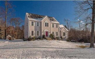 34 Vincent Rd, Mendon, MA 01756