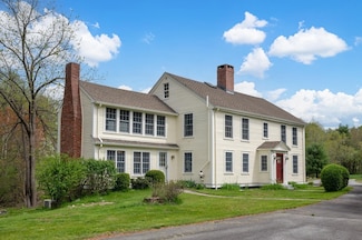 8 Douglass Ln, Andover, MA 01810