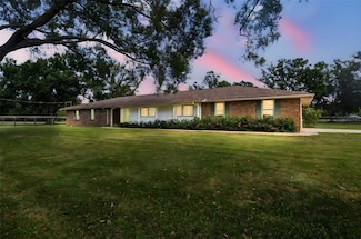 10725 Dixon Dr, Riverview, FL 33579