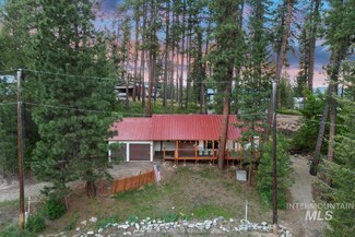 17 Shady Ln, Garden Valley, ID 83622