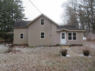 E177 Broten Rd, Iola, WI 54945