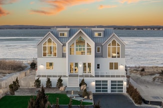 774B Dune Rd, Westhampton Beach, NY 11978