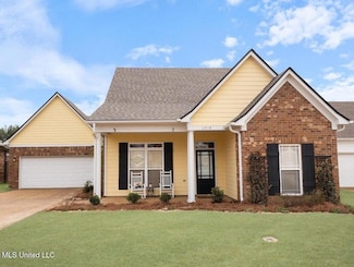 2319 Saint Ives Ln, Hernando, MS 38632
