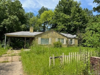 17 Davis Dr, Montgomery, AL 36105