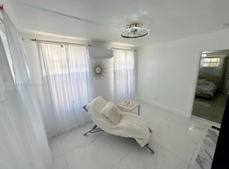 950 NE 127th St Unit 1, North Miami, FL 33161