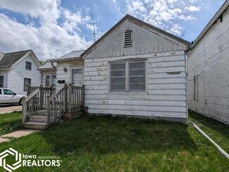 1322 Avenue G, Fort Madison, IA 52627