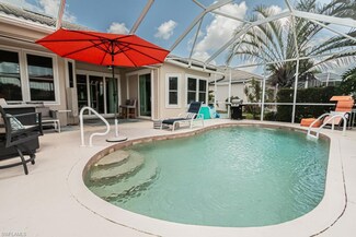 1956 Crestview Way, Naples, FL 34119