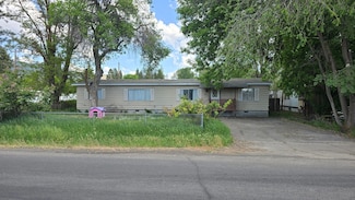 1821 Arthur St, Klamath Falls, OR 97603