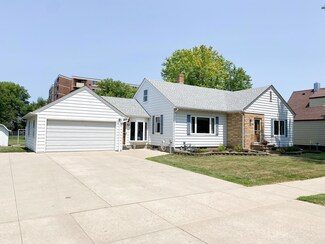 735 9th Ave, Worthington, MN 56187