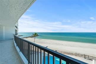 2382 Gulf Shore Blvd N Unit 502, Naples, FL 34103