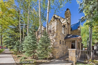 914 E Cooper Ave Unit EAST, Aspen, CO 81611