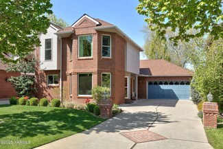 608 Bellevue Place, Yakima, WA 98908