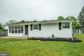 1005 Jeffrey Ln, Langhorne, PA 19047