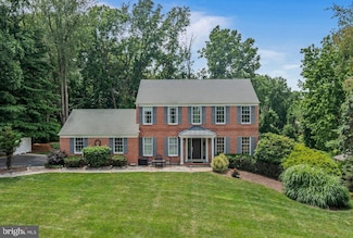 1050 Nicole Dr, Newtown Square, PA 19073