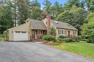 20 Woodside Dr, Sterling, MA 01564
