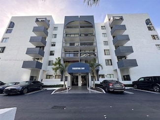 2715 Tigertail Ave Unit 404, Miami, FL 33133