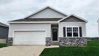 701 E Goldfinch Dr, Tiffin, IA 52340