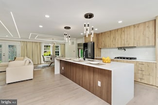 1242 Clearfield Cir, Lutherville Timonium, MD 21093