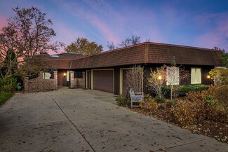 813 W 58th St, Hinsdale, IL 60521