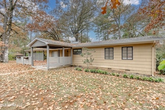 4407 Forest Park Dr, Jackson, MS 39211