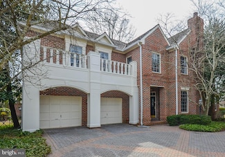 7806 Fox Gate Ct, Bethesda, MD 20817