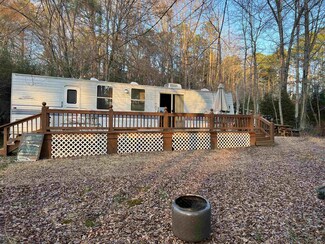 1648 Sagamore Dr, Cypress Creek, NC 27549
