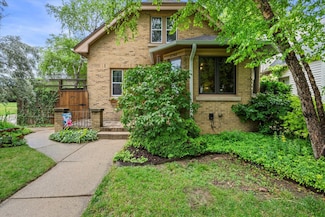 2761 S Fulton St, Milwaukee, WI 53207