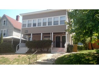 687 Hall St, Manchester, NH 03104