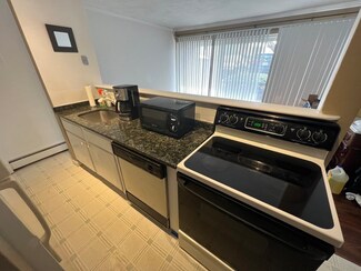115 Walnut St Unit 2, Stoughton, MA 02072